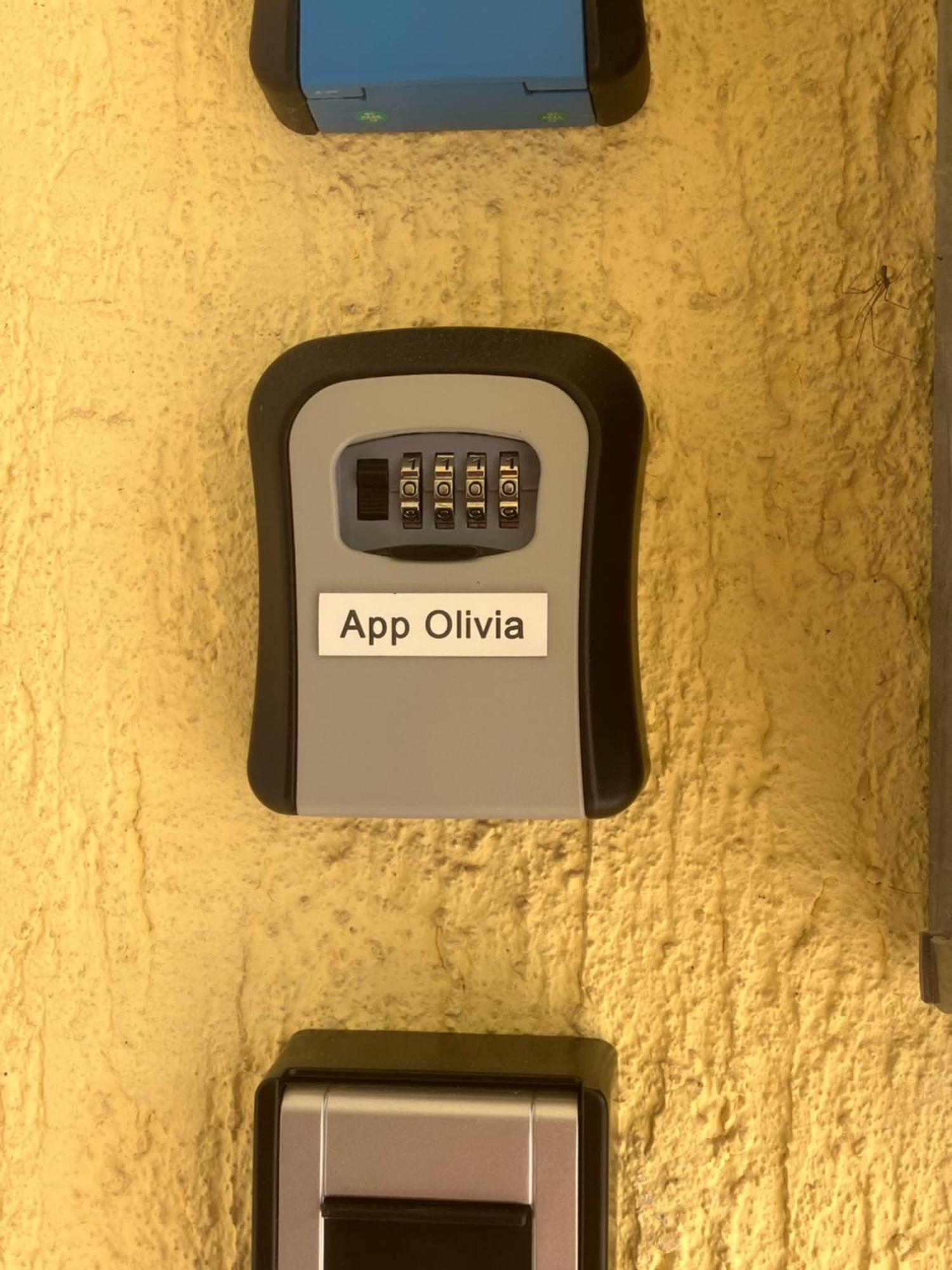 Olivia, Seaside Apartment In Medulin, Croatia Экстерьер фото
